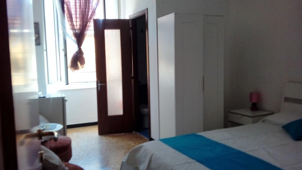 Ensemble Rooms Di Vayadu Alassio Buitenkant foto