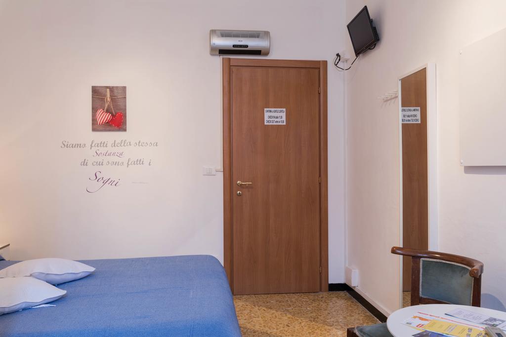 Ensemble Rooms Di Vayadu Alassio Buitenkant foto